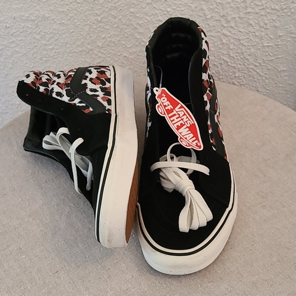 Vans Other - VANS Sneakers 11.5 Men's High top Leopard  print